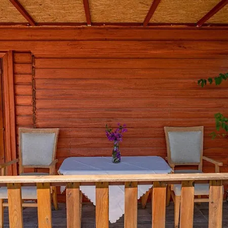 Felicity & Κεμέρ